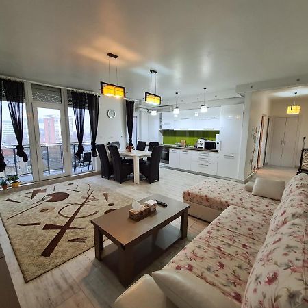 Cozy Apartment อาราด ภายนอก รูปภาพ