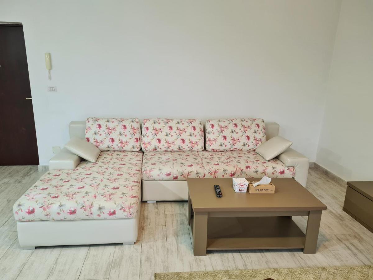 Cozy Apartment อาราด ภายนอก รูปภาพ