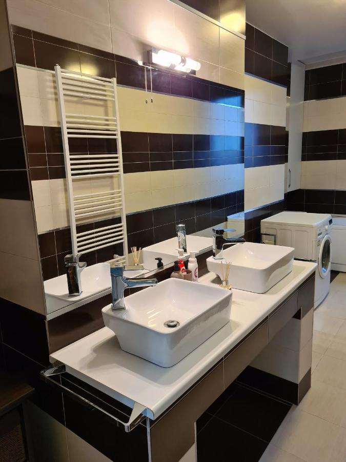 Cozy Apartment อาราด ภายนอก รูปภาพ