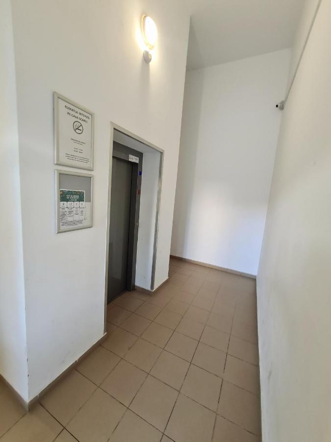 Cozy Apartment อาราด ภายนอก รูปภาพ